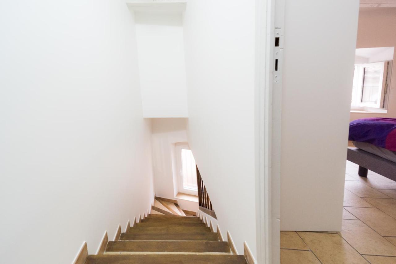 Ravissant Triplex Et Duplex Au Centre De Pont St Esprit Appartement Buitenkant foto
