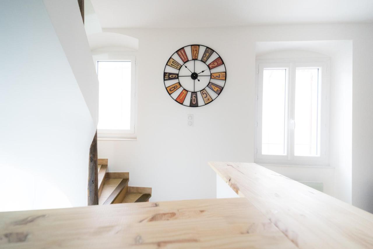 Ravissant Triplex Et Duplex Au Centre De Pont St Esprit Appartement Buitenkant foto